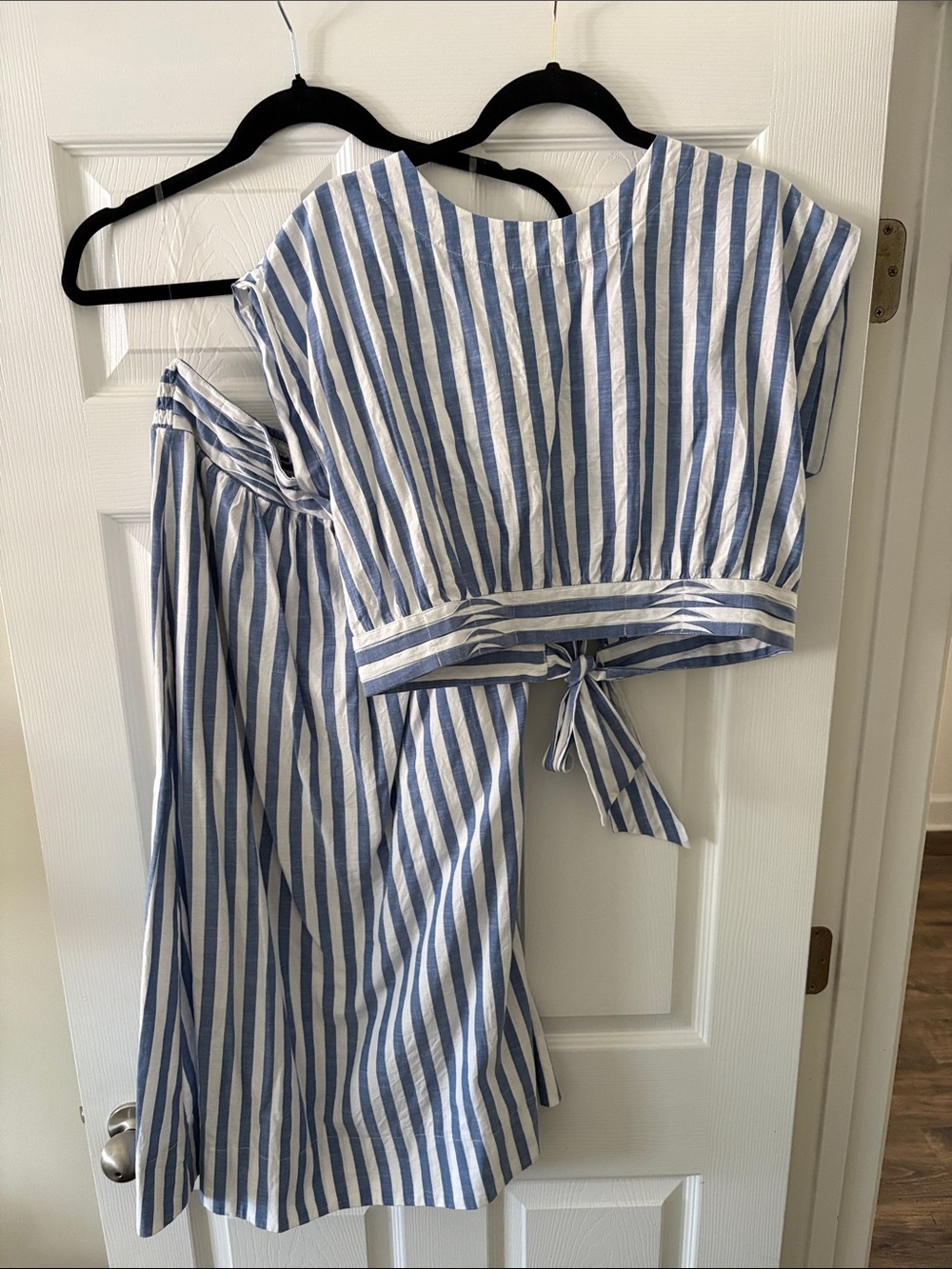 entro Blue and White Striped Midi Dress Set